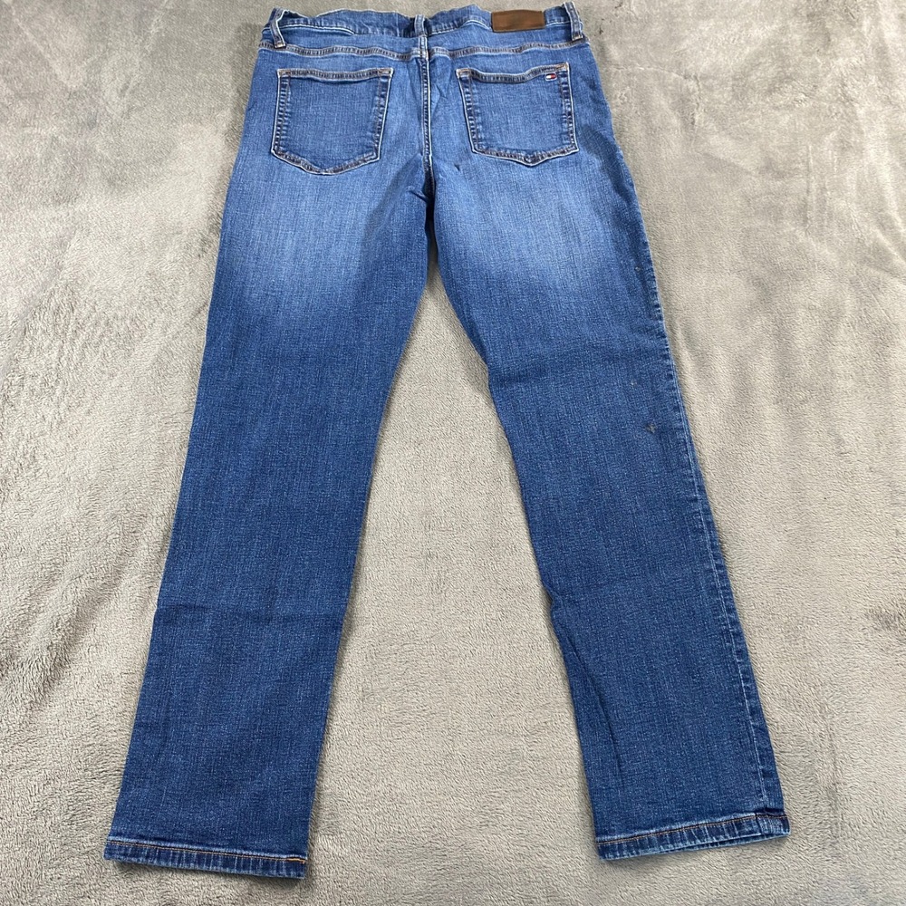 Tommy Hilfiger Jeans Mens 34/32 Blue Fade Whiskers Straight Leg Stretch Denim - Picture 2 of 13